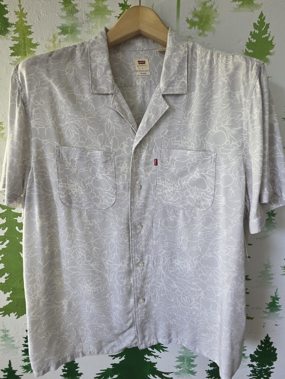 Levi's White Short-Sleeve Floral Camper Relaxed Fit Shirt